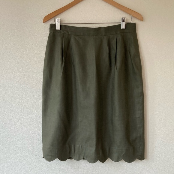 VINTAGE | Oleg Cassini Olive 🫒 Green Petal Hem linen midi skirt size 12 - Picture 1 of 10